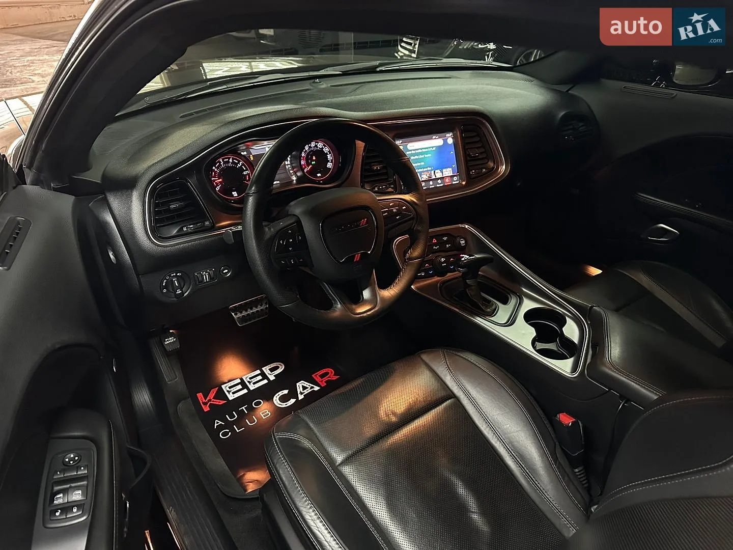 2017 Dodge Challenger - мініатюра 19