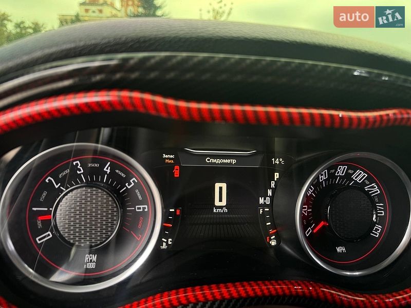 Купе Dodge Challenger 2016 в Харкові