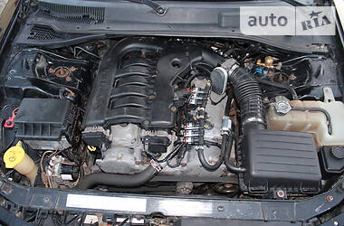 Седан Dodge Charger 2005 в Жовкве