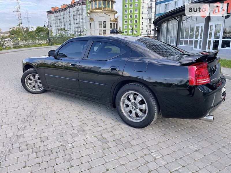 Седан Dodge Charger 2005 в Ивано-Франковске
