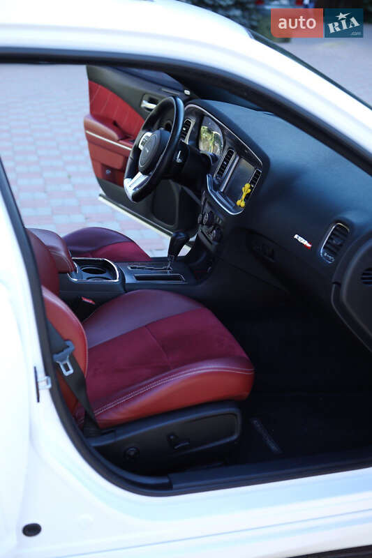 Седан Dodge Charger 2013 в Одесі