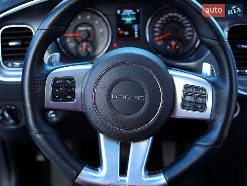 Седан Dodge Charger 2013 в Одесі
