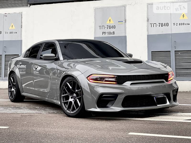 Dodge Challenger R/T (модель года) - характеристики, фото, описание