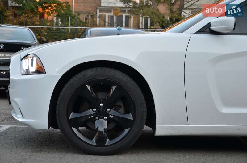 Седан Dodge Charger 2014 в Днепре фото 13 Седан Dodge Charger 2014 в Днепре