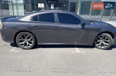 Седан Dodge Charger 2019 в Днепре