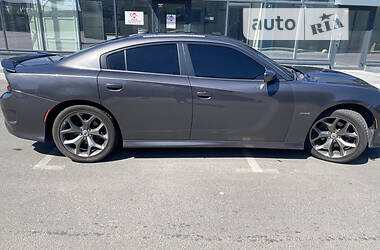 Седан Dodge Charger 2019 в Днепре