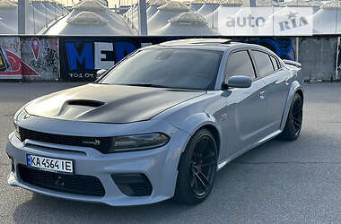Dodge Charger 2020