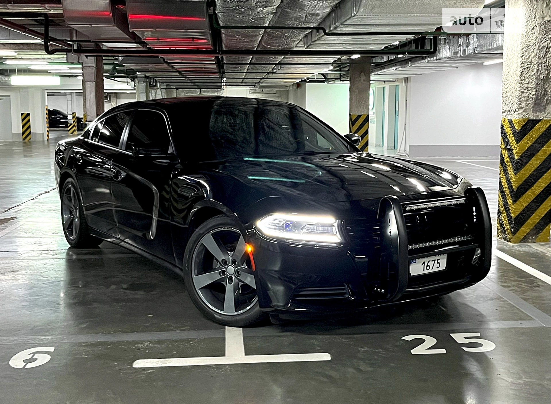 2016 Dodge Charger - мініатюра 2