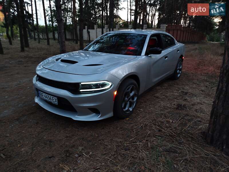 Седан Dodge Charger 2019 в Николаеве