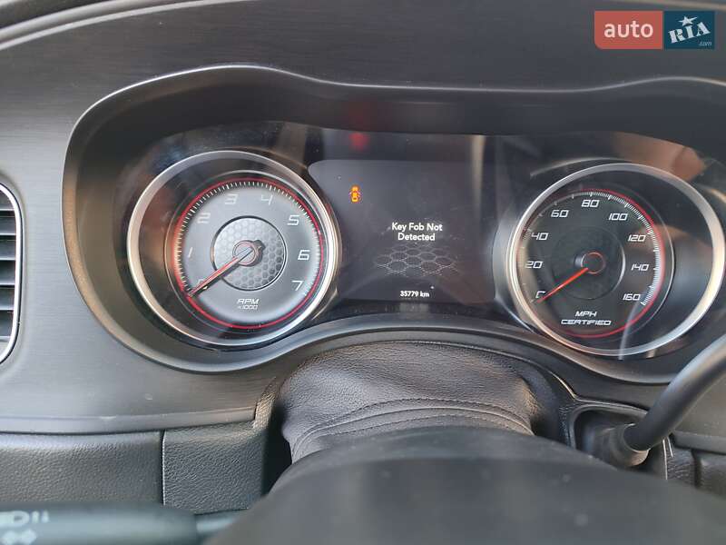 Седан Dodge Charger 2019 в Николаеве