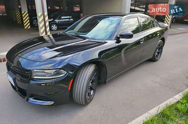 Седан Dodge Charger 2016 в 