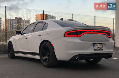 Седан Dodge Charger 2016 в Киеве