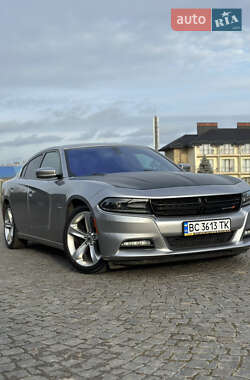 Седан Dodge Charger 2017 в Львове