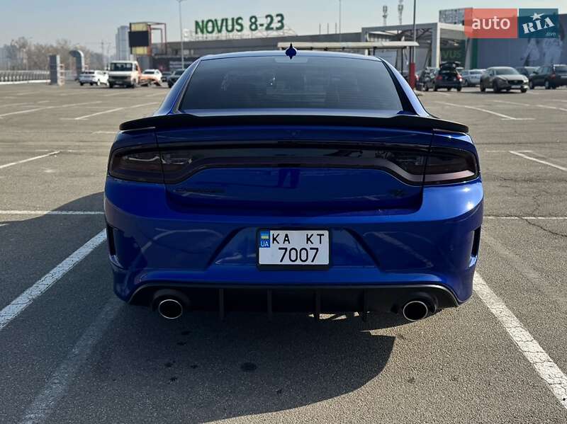 Седан Dodge Charger 2019 в Киеве
