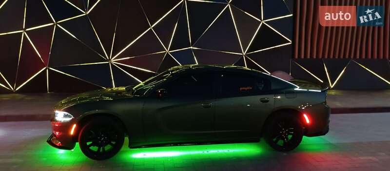 Седан Dodge Charger 2018 в Луцьку