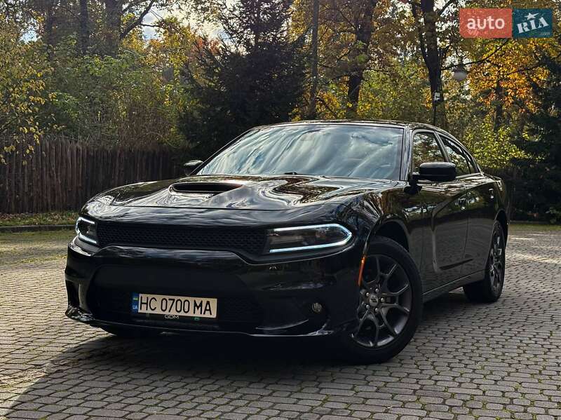 Седан Dodge Charger 2017 в Львове