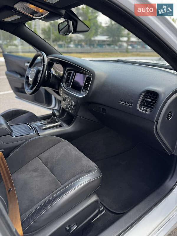 Седан Dodge Charger 2020 в Киеве