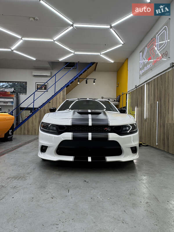 Седан Dodge Charger 2020 в Киеве