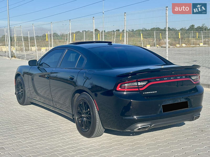 Седан Dodge Charger 2020 в Львове