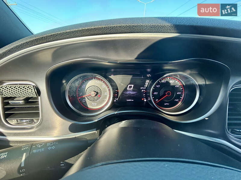 Седан Dodge Charger 2020 в Львове