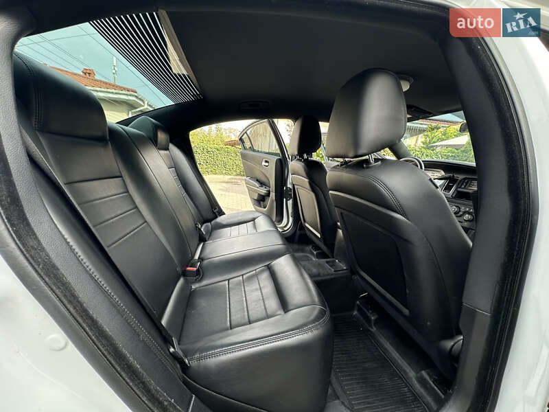 Седан Dodge Charger 2013 в Одесі