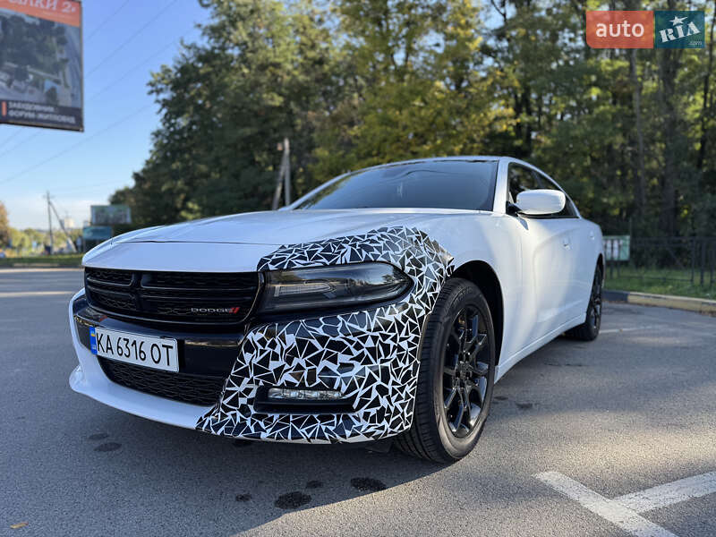 Седан Dodge Charger 2016 в Киеве фото 14 Седан Dodge Charger 2016 в Киеве