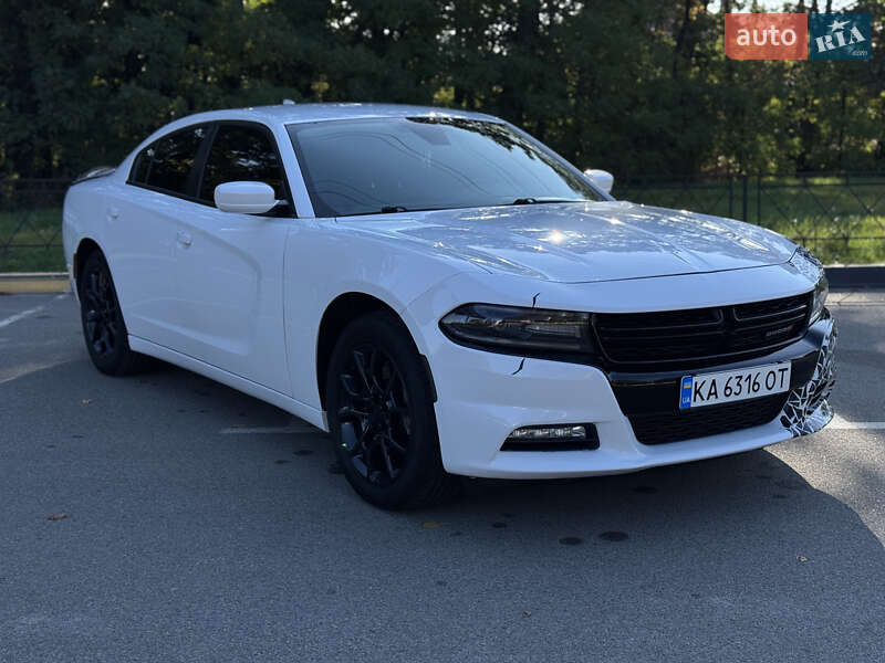 Седан Dodge Charger 2016 в Киеве фото 18 Седан Dodge Charger 2016 в Киеве