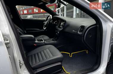 Седан Dodge Charger 2016 в 