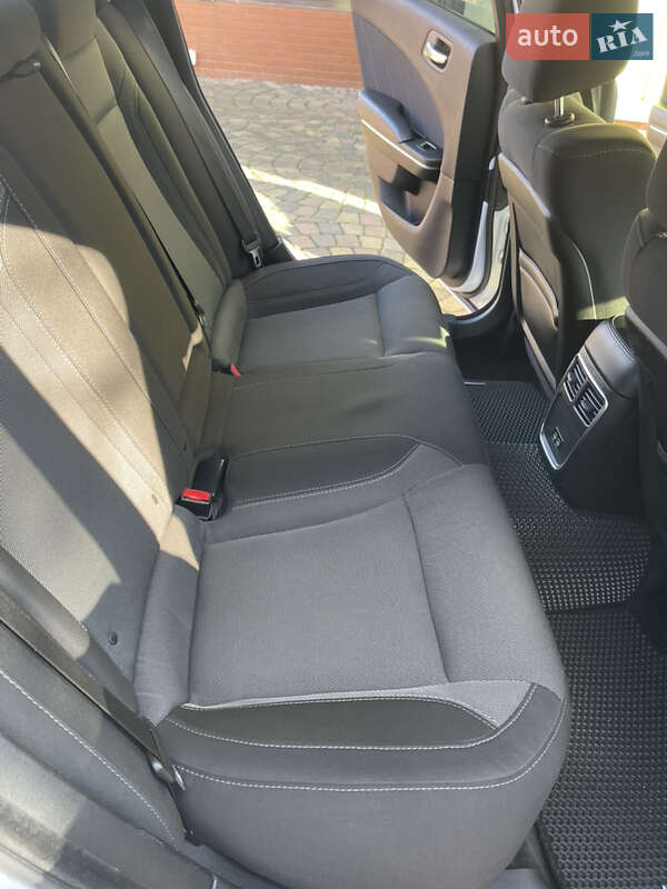 Седан Dodge Charger 2016 в Ковеле