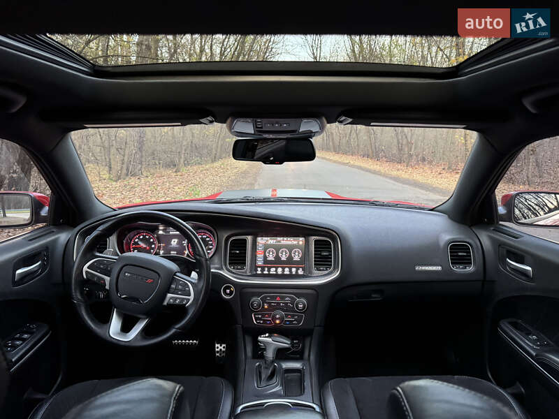 Седан Dodge Charger 2016 в Киеве