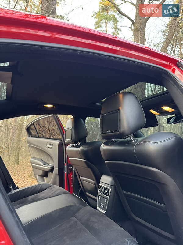 Седан Dodge Charger 2016 в Киеве