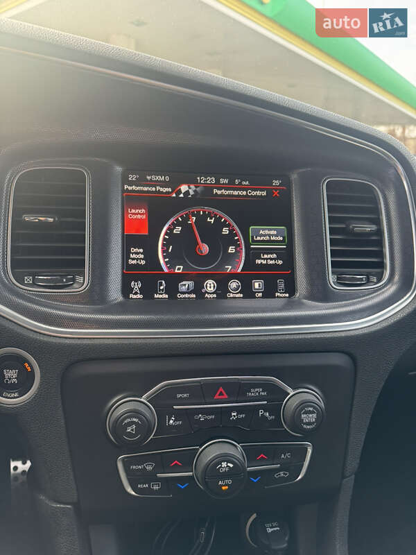 Седан Dodge Charger 2016 в Киеве