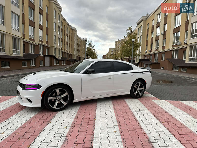 Седан Dodge Charger 2015 в Киеве