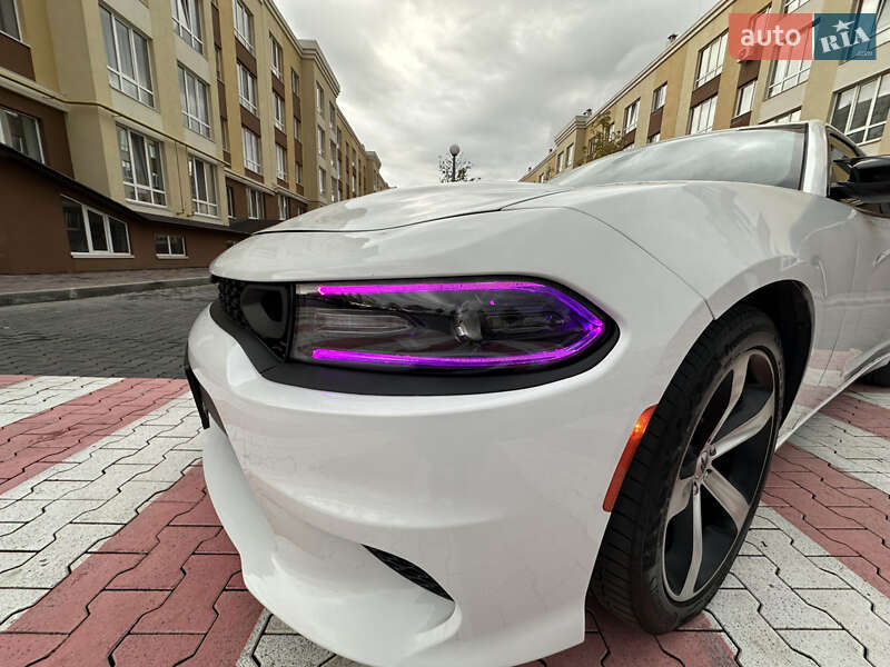 Седан Dodge Charger 2015 в Киеве