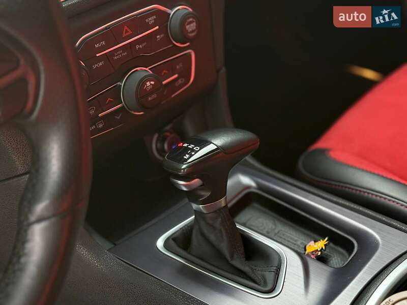 Седан Dodge Charger 2018 в Киеве