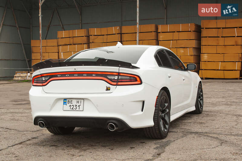 Седан Dodge Charger 2021 в Николаеве