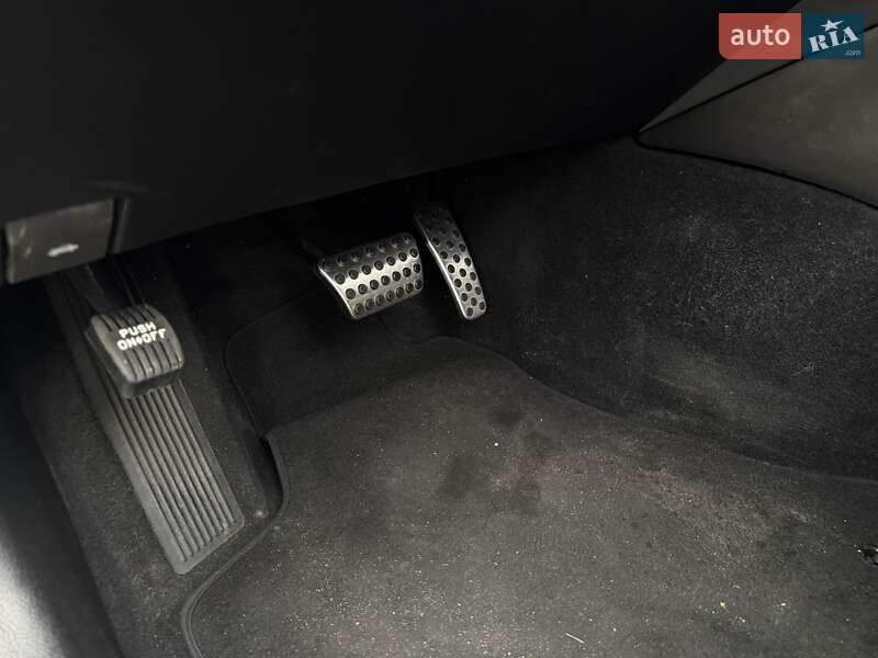 Седан Dodge Charger 2021 в Николаеве