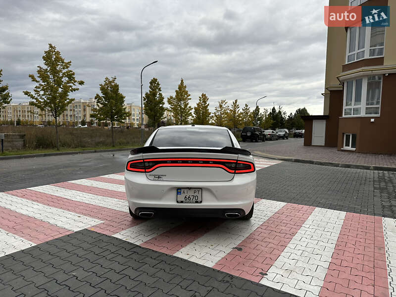 Седан Dodge Charger 2015 в Києві фото 6 Седан Dodge Charger 2015 в Києві