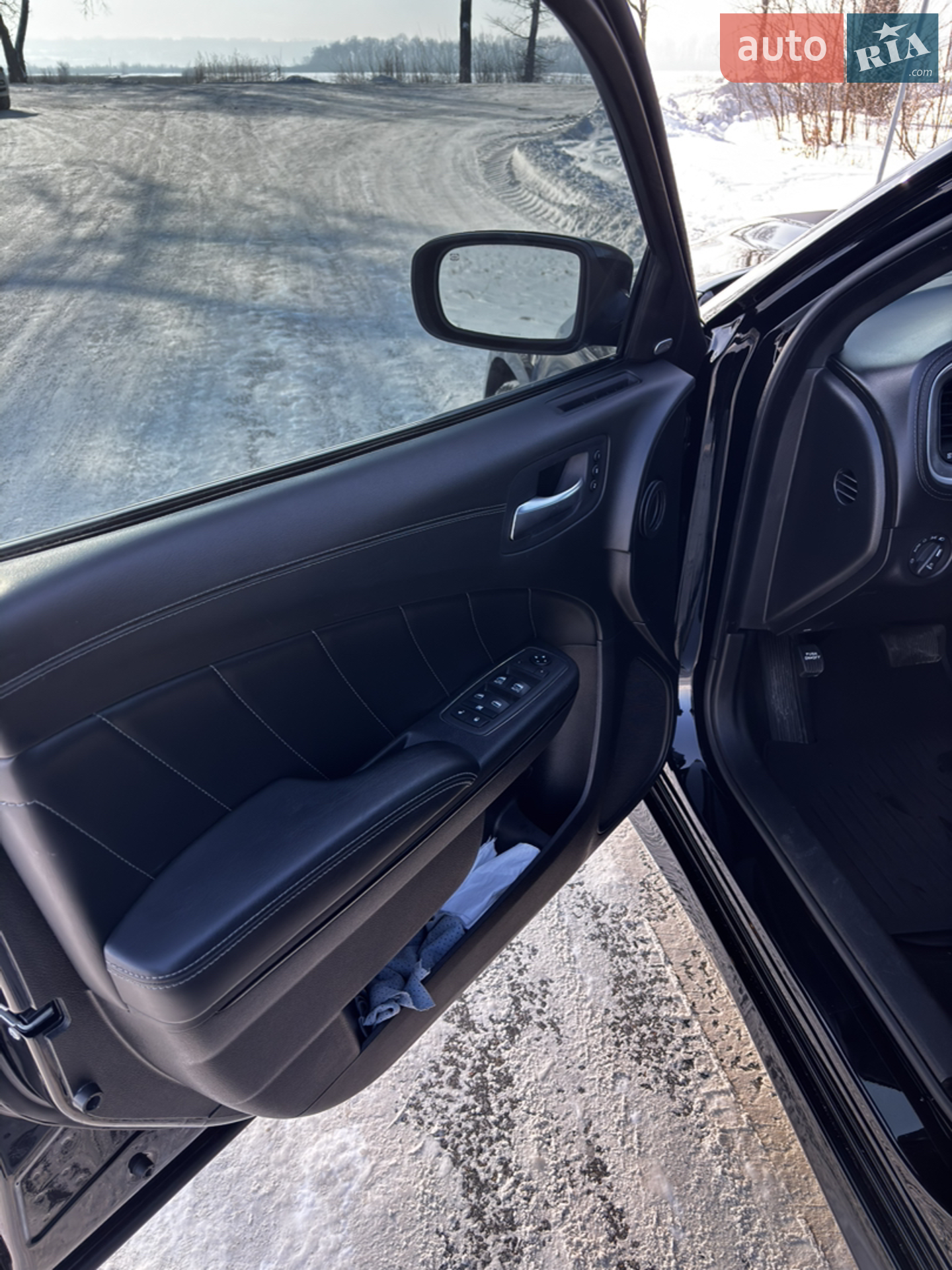 2021 Dodge Charger - мініатюра 16