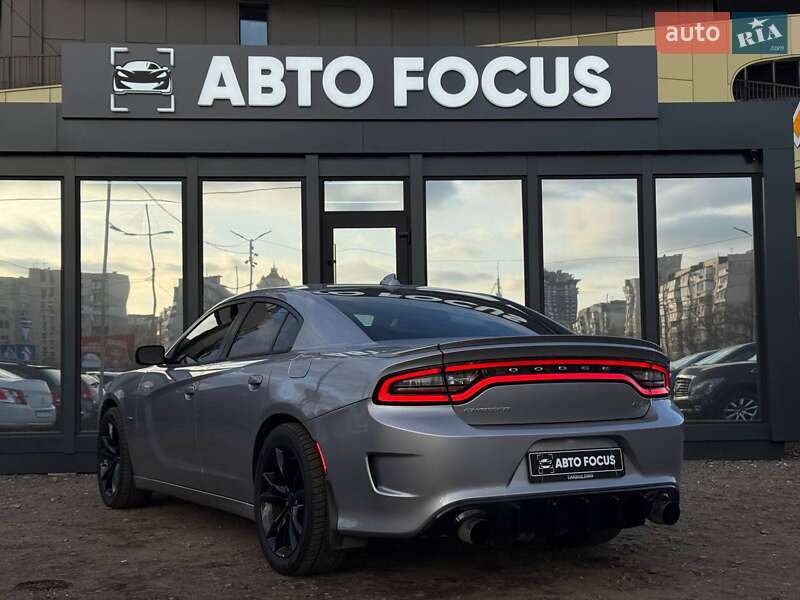Седан Dodge Charger 2016 в Киеве