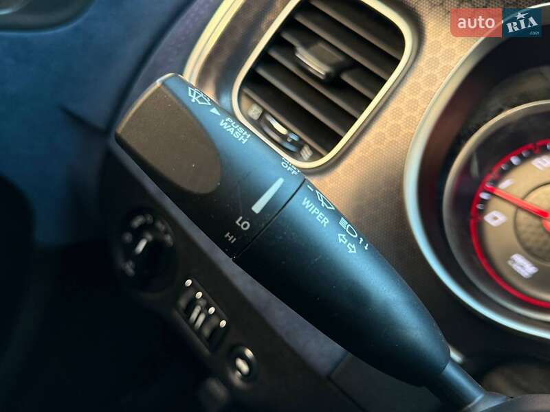 Седан Dodge Charger 2016 в Киеве