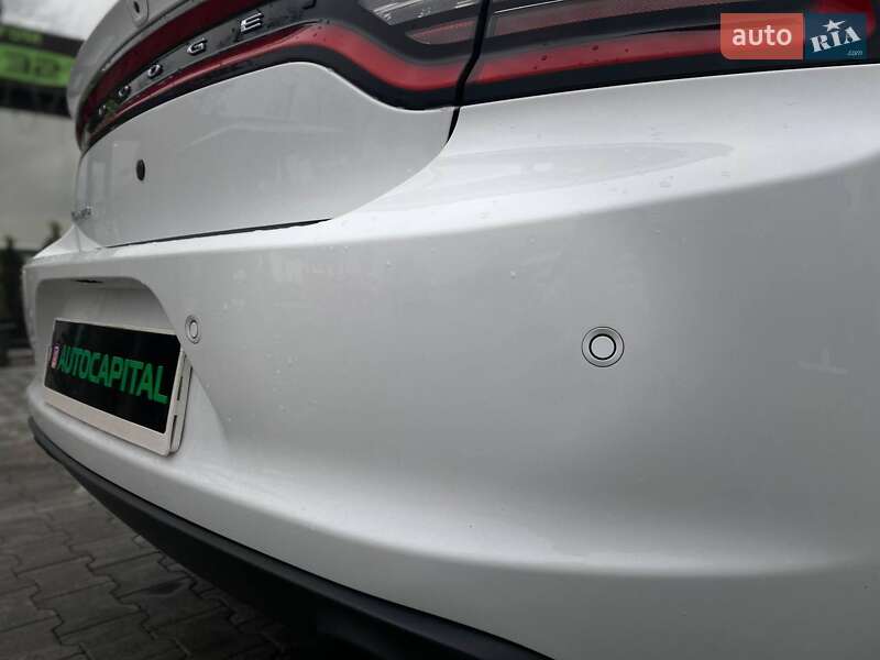 Седан Dodge Charger 2019 в Киеве