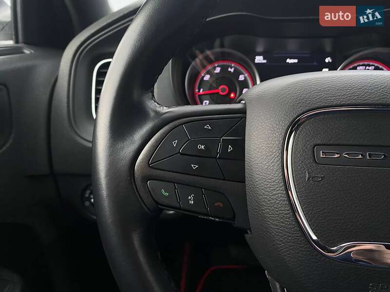 Седан Dodge Charger 2019 в Киеве