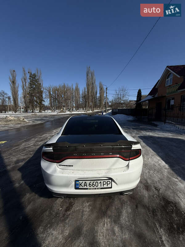 Седан Dodge Charger 2018 в Киеве