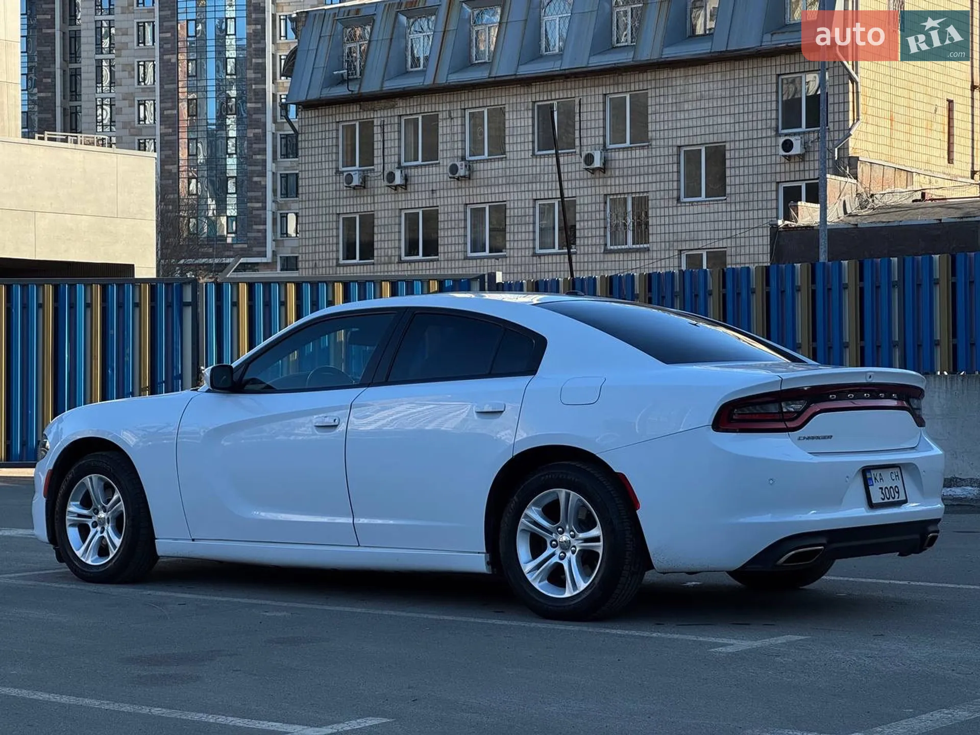 2020 Dodge Charger - мініатюра 6