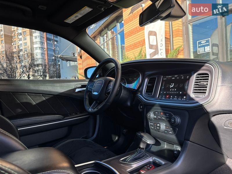Седан Dodge Charger 2019 в Киеве