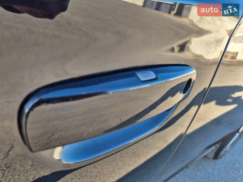 Седан Dodge Charger 2017 в Кременчуге