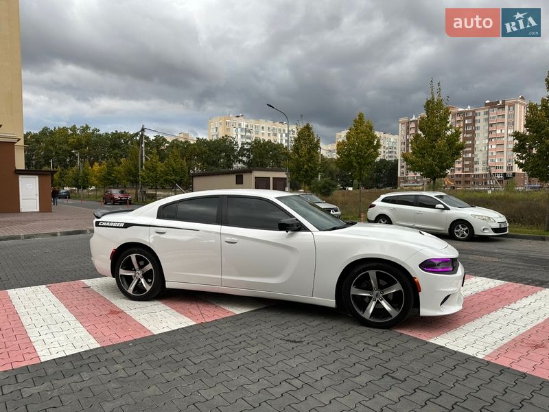 Седан Dodge Charger 2015 в Києві