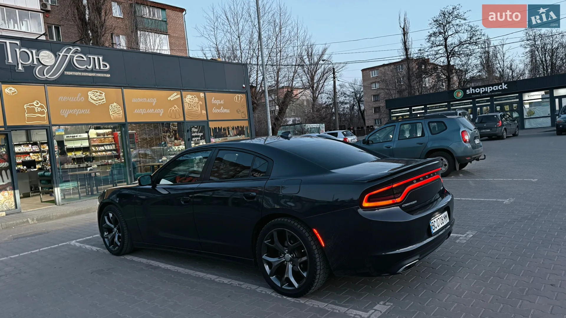 2016 Dodge Charger - мініатюра 16