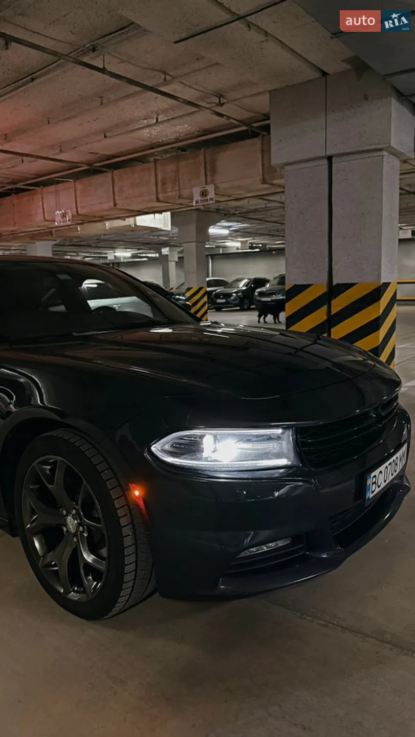 2016 Dodge Charger - мініатюра 2